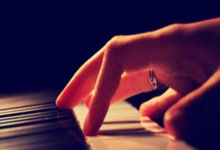 开云体育app-暗夜突袭！狼队利爪撕裂豪门主场，客场屠龙绝非偶然