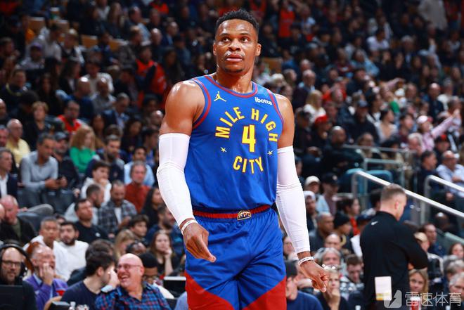 威斯特布鲁克在全球比赛中实现个人突破