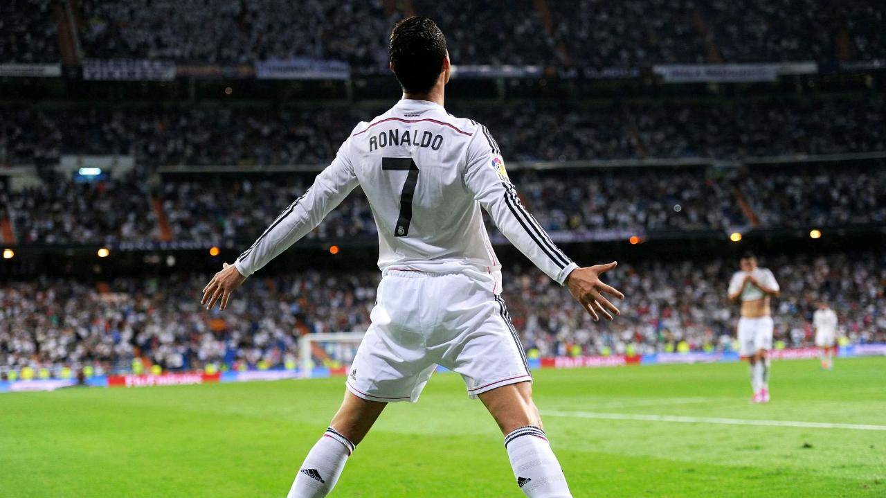 开云体育app-包含皇马后防稳固，打造不可逾越的防线的词条