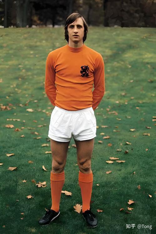 开云体育官方网站-荷兰足球明星在国家比赛中创造历史