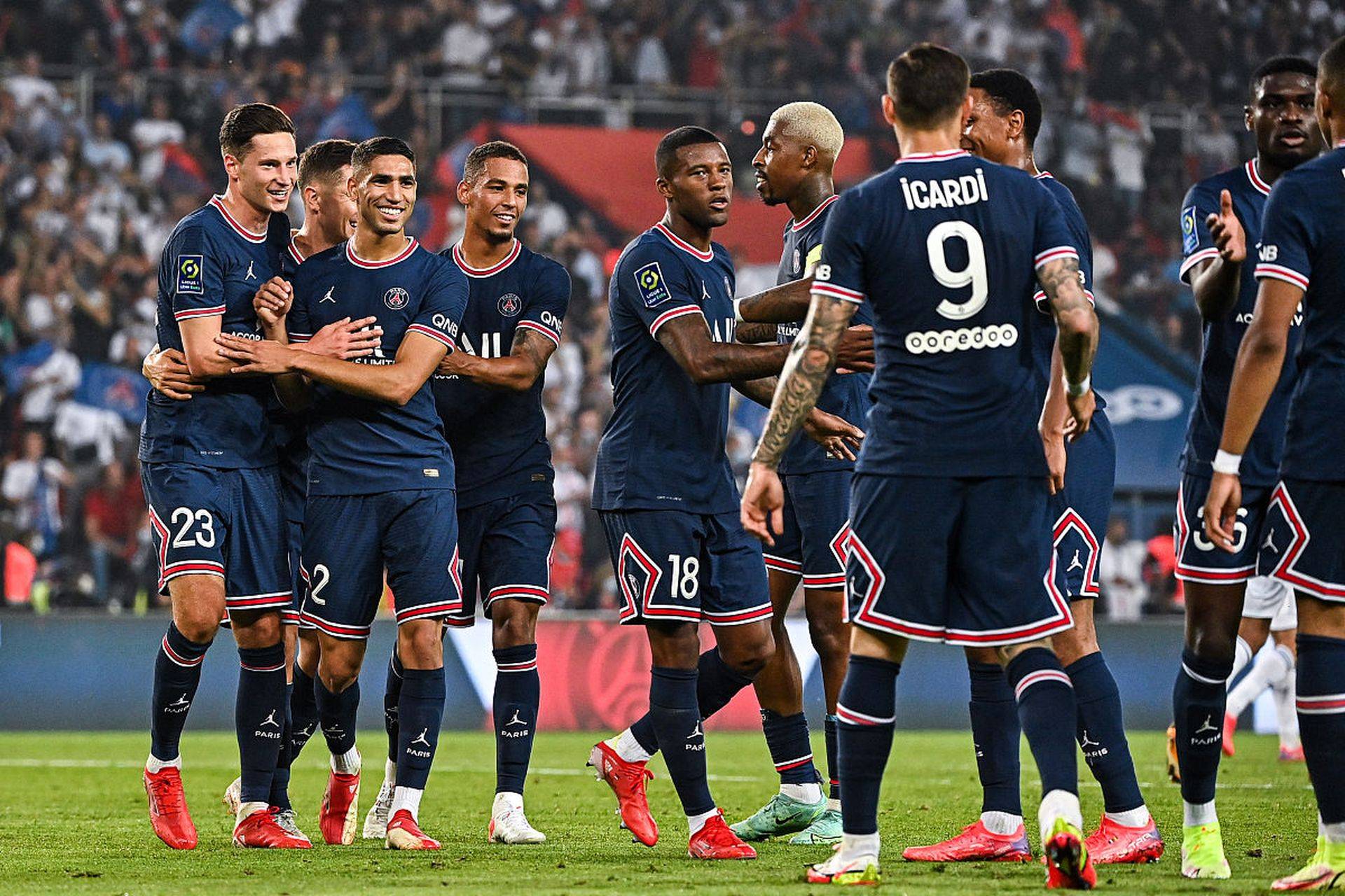 关于巴黎圣日耳曼力挫对手，成功晋级半决赛的信息