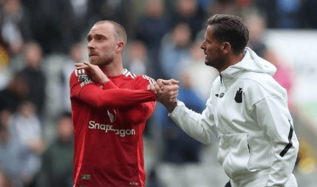 曼联主场球迷禁赛,遭遇情绪困扰 曼联主场球迷禁赛,遭遇情绪困扰