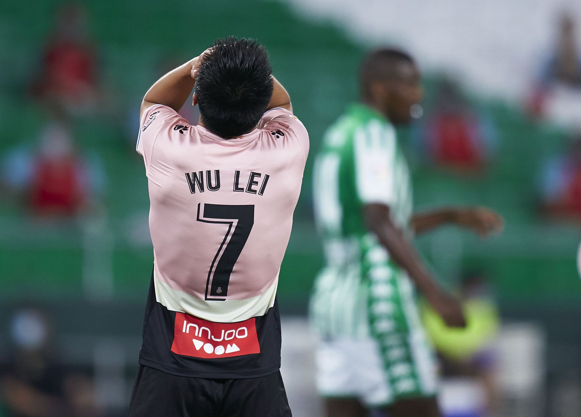 克罗托内在主场告负，保级形势堪忧的简单介绍