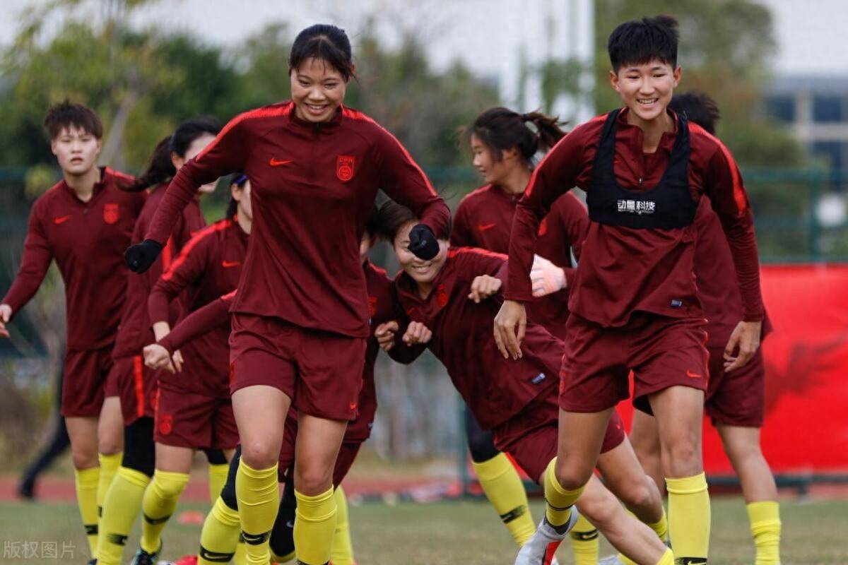 开云体育平台APP-亚洲女足赛场火爆开赛，中国代表意气风发的简单介绍