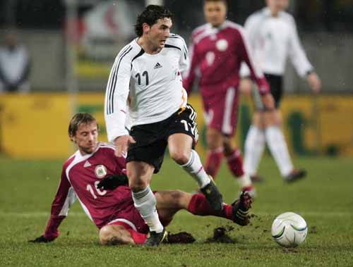 开云体育APP下载-包含法国联赛乱象频现：球员冲突升级，事件耐人寻味的词条