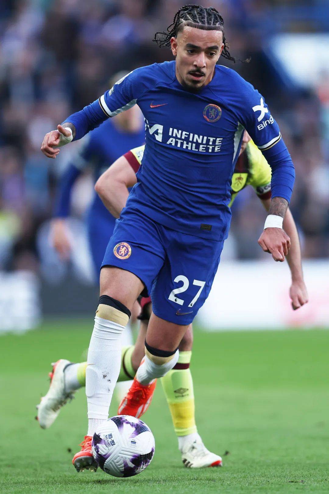 开云体育入口-包含伯恩利主场战平布伦特福德，暂时止住连败势头的词条