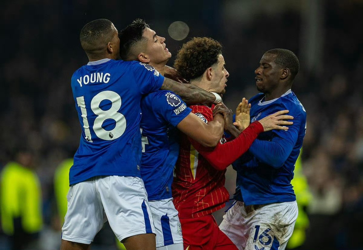 关于埃弗顿客场不敌伯恩茅斯,遭遇意外失利的信息 关于埃弗顿客场不敌伯恩茅斯,遭遇意外失利的信息