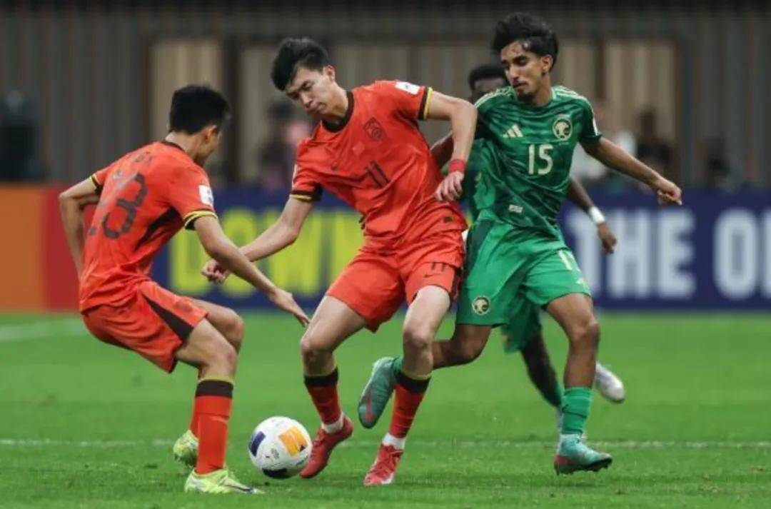 中国U22国家队主场比赛战平韩国队,备战亚洲杯 中国U22国家队主场比赛战平韩国队,备战亚洲杯