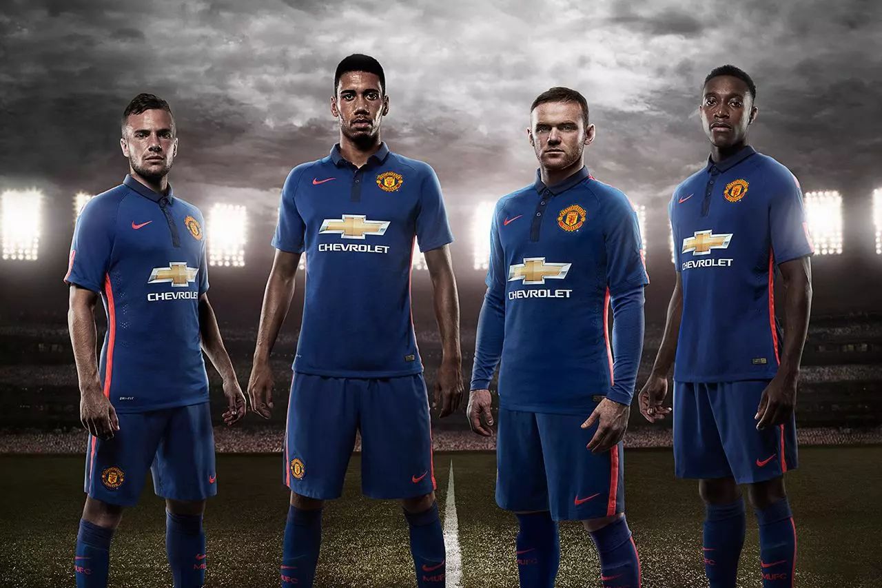 开云下载-包含曼联球员处理完中国赞助商宣传活动的词条