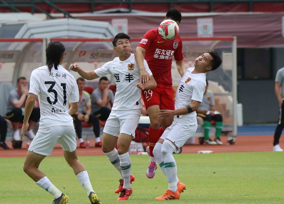 包含里昂队主场大捷,追赶领先优势的词条 包含里昂队主场大捷,追赶领先优势的词条