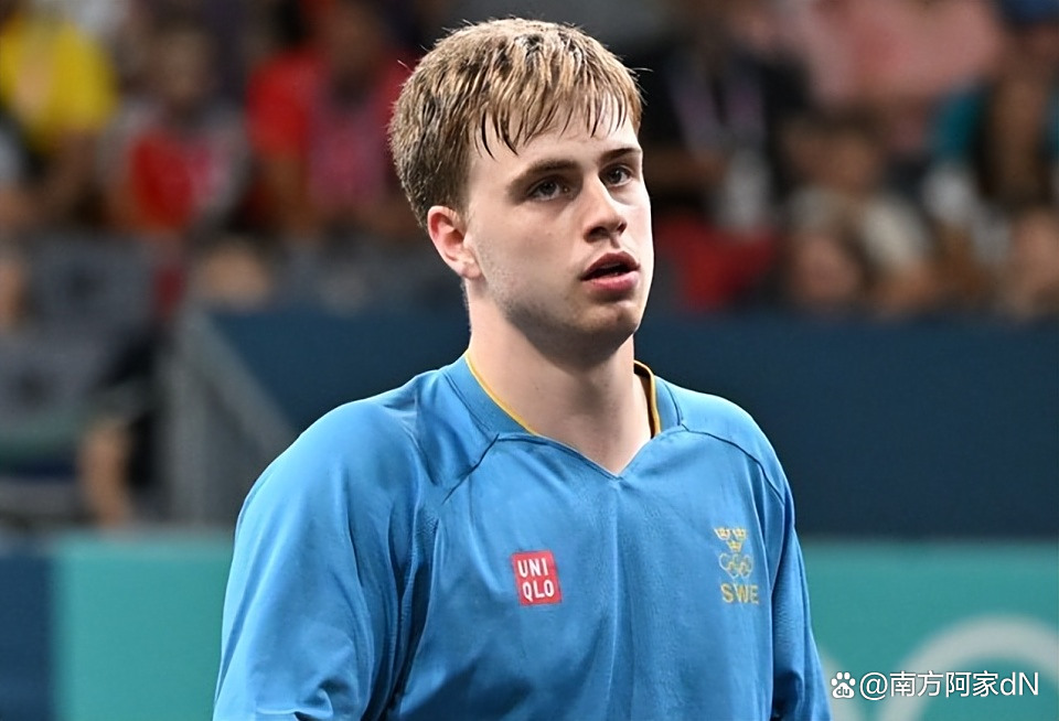 乌克兰国家队以微弱优势晋级下一轮比赛 乌克兰国家队以微弱优势晋级下一轮比赛