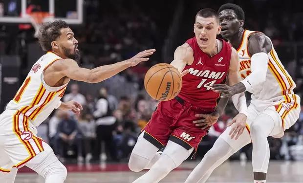 老鹰不敌公牛,遭遇连败 老鹰不敌公牛,遭遇连败