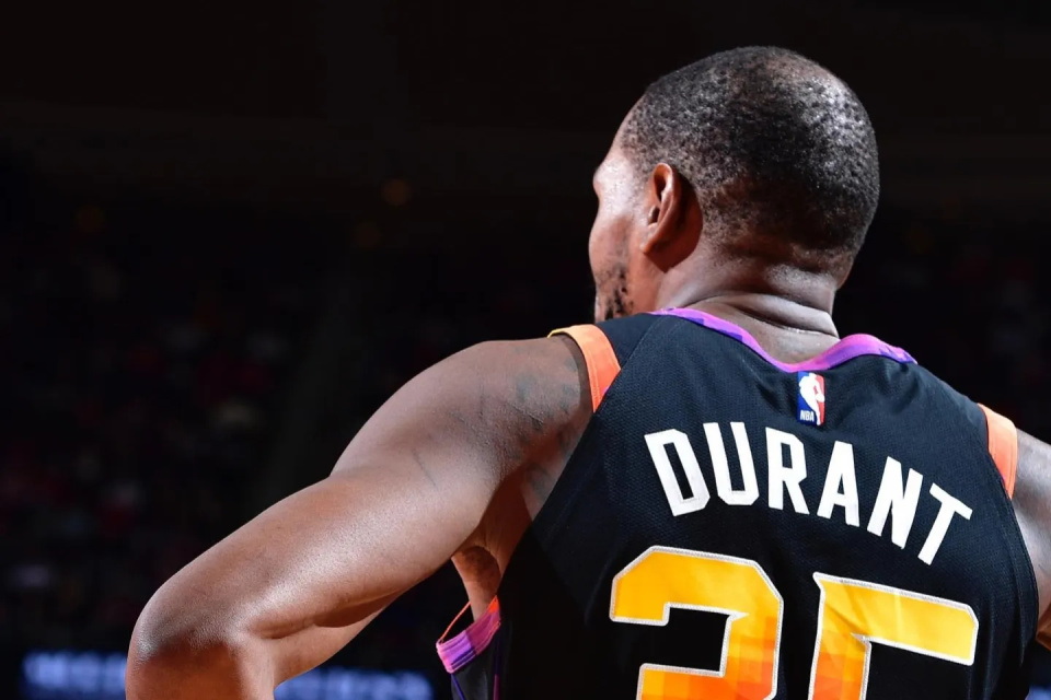 开云APP-包含墨西哥男篮鏖战篮网，拉文高光表现的词条