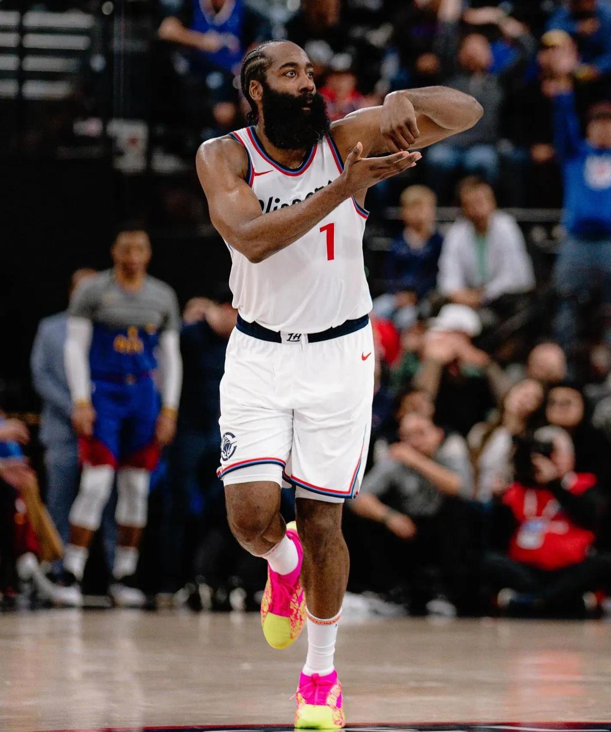 开云体育平台APP-关于篮网取得战胜76人的关键胜利！的信息