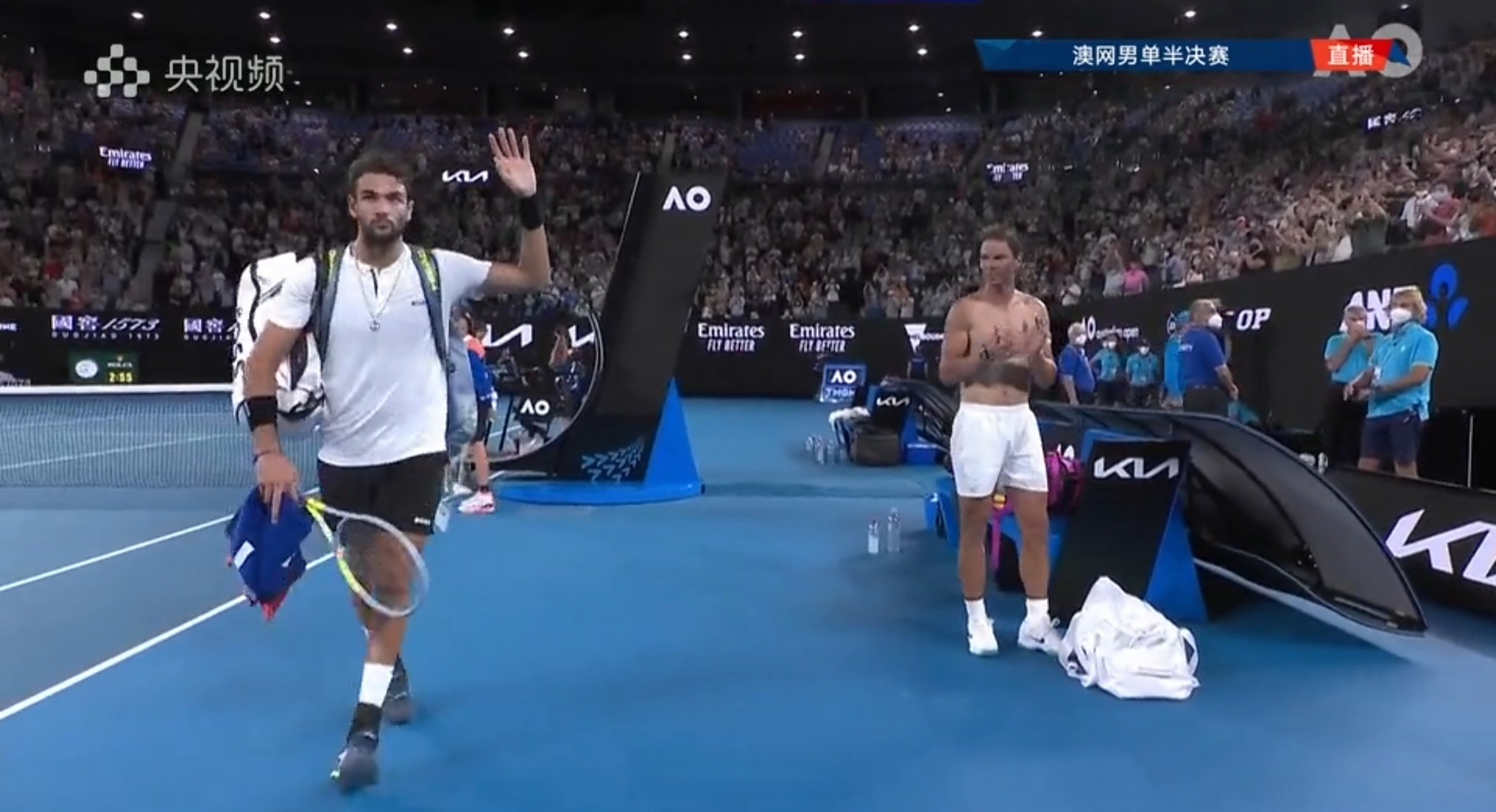 包含美国网球队险胜澳大利亚网球队，纳达尔制霸全场的词条