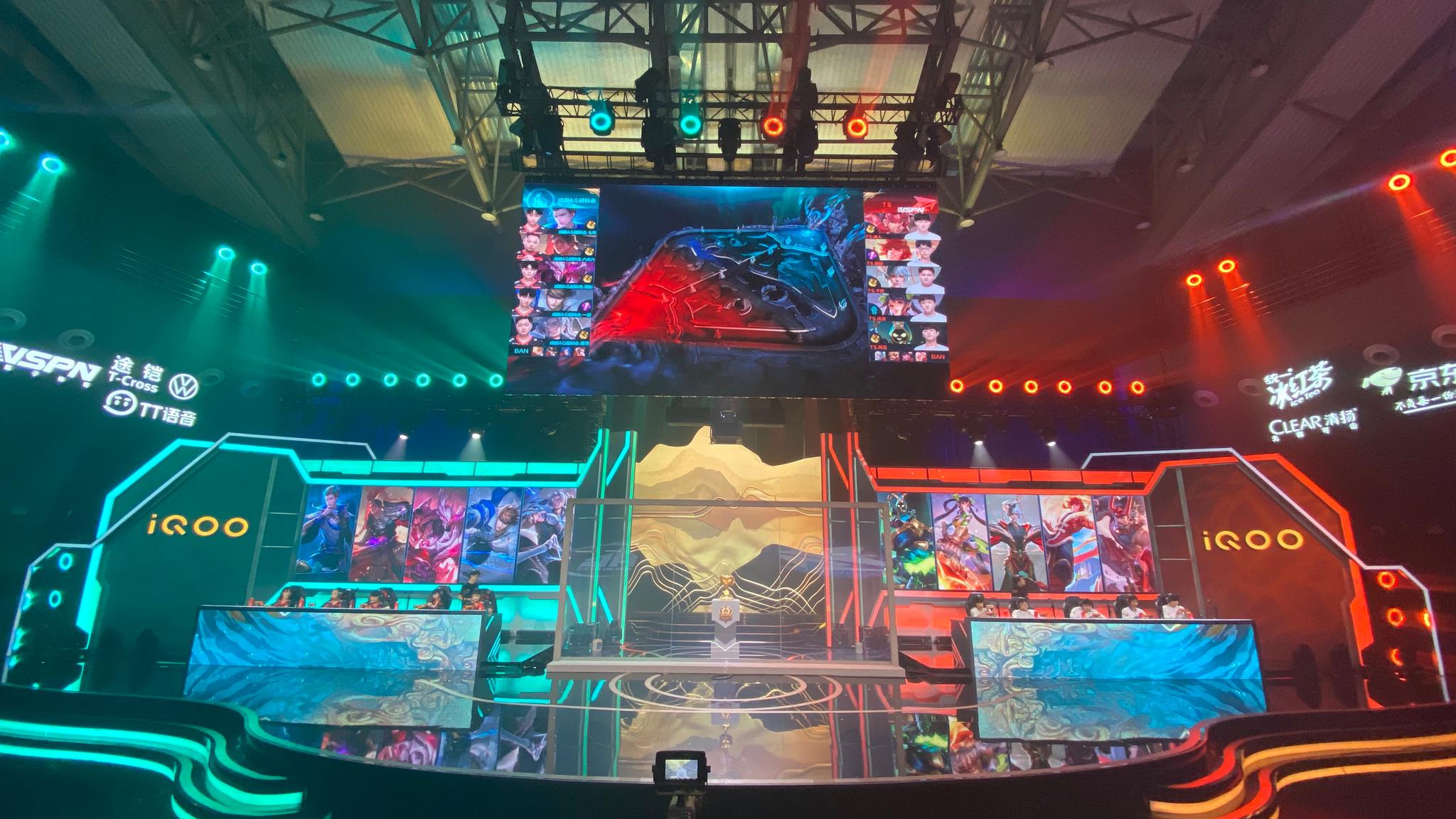 包含世界赛舞台,比分分析代表国家出征荣耀的词条 包含世界赛舞台,比分分析代表国家出征荣耀的词条