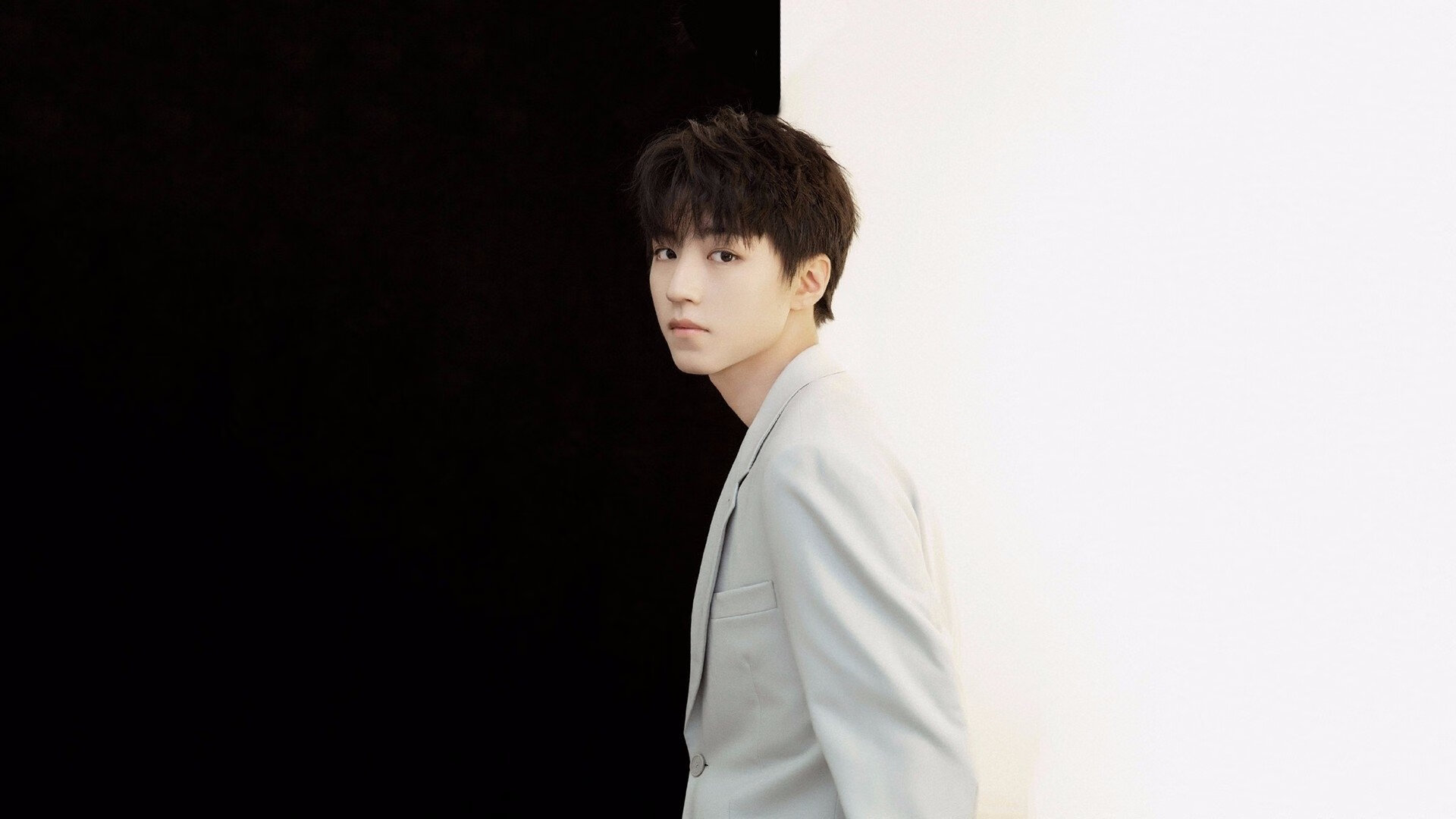 元宇宙西决,篮网淘汰上海队背后的篮球未来之战