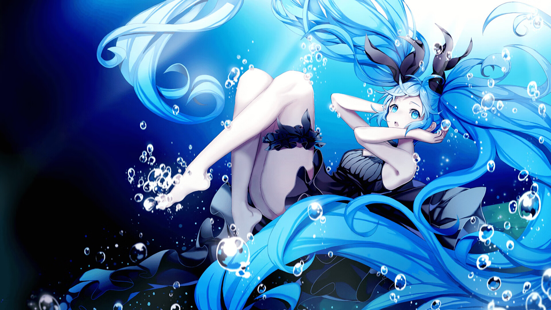 伊布君临与群狼奔袭，当个人神迹遭遇团队洪流