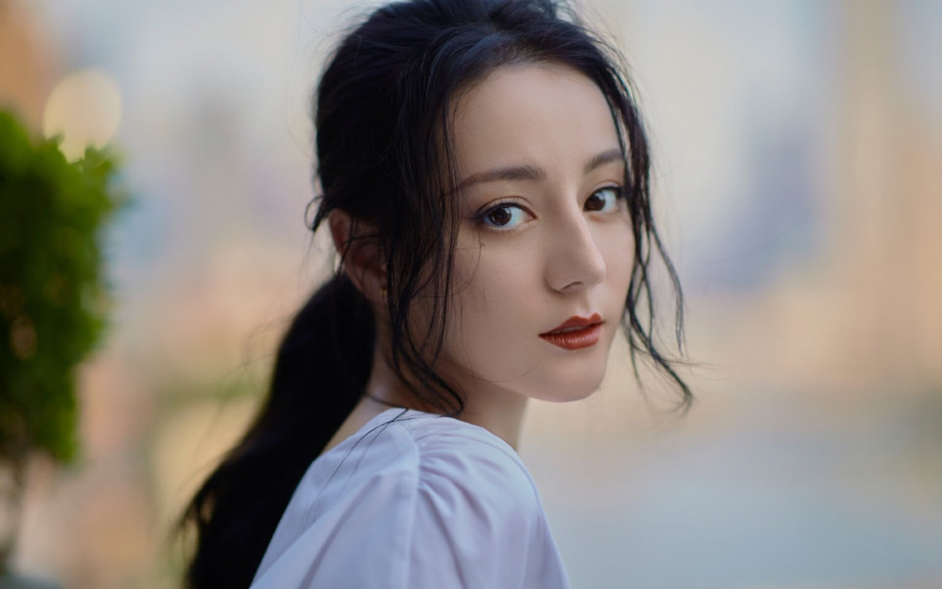 开云体育平台APP-冷门之夜！阿尔及利亚铁壁防线击溃洪都拉斯，金玟哉一夫当关暗涌格局