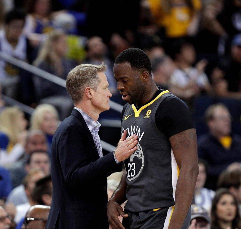 开拓者压制活塞，戈贝尔在英超争冠接管比赛