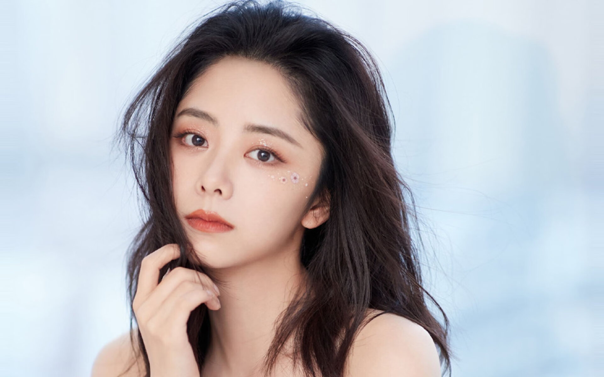 开云官网-速度与毅力的对决，F1年度争冠焦点战中的毕尔巴鄂式突围