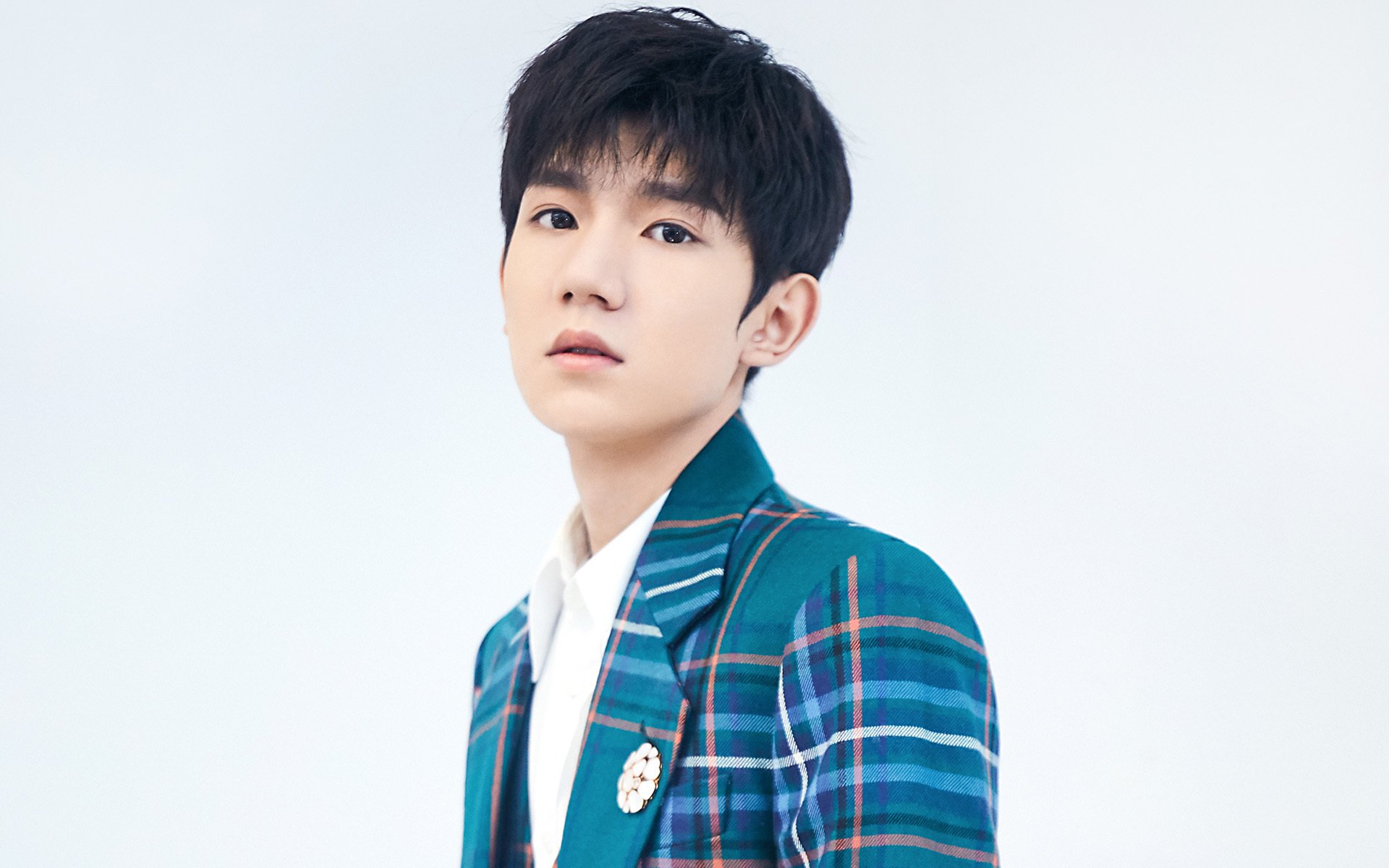 开云体育下载-范弗利特单场9记三分破茧成蝶,深圳团队篮球烈焰灼伤迈阿密热火